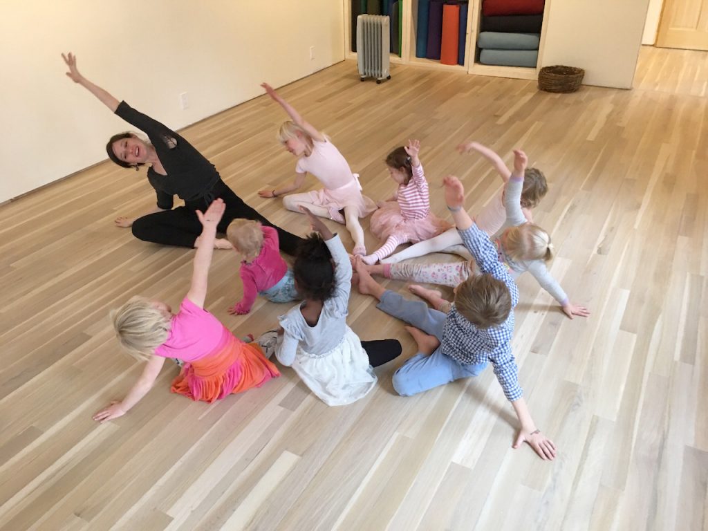 Ballet class for children in session